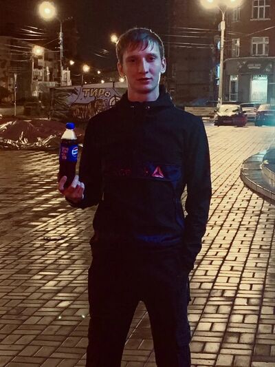  ,   Nikolay, 27 ,   ,   