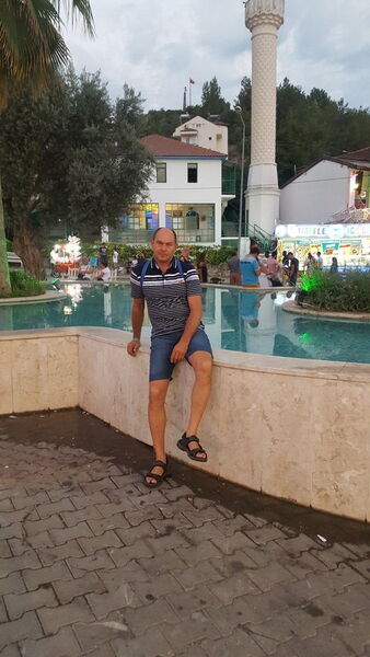  ,   Viktor, 53 ,   ,   , c 