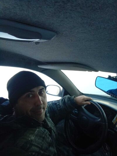  ,   Vadim, 42 ,  