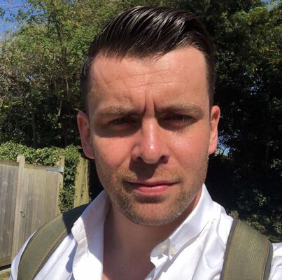  ,   Elvis, 46 ,   ,   