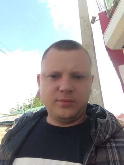  ,   Mark Edison, 36 ,   ,   