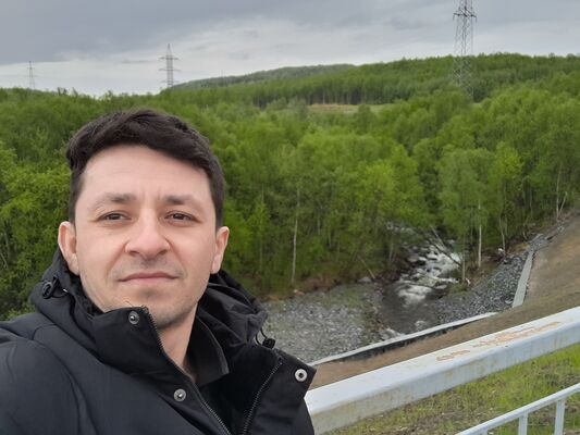  ,   Ali, 33 ,   ,   