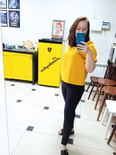  ,   Elena, 42 ,   