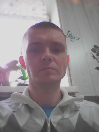 ,   Nikita, 36 ,   