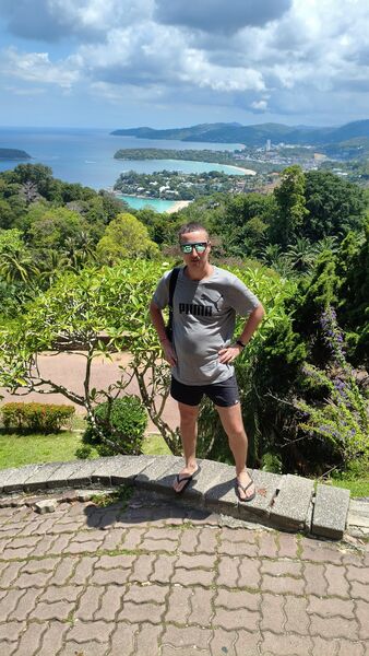  ,   Ruslan, 36 ,   ,   , c 