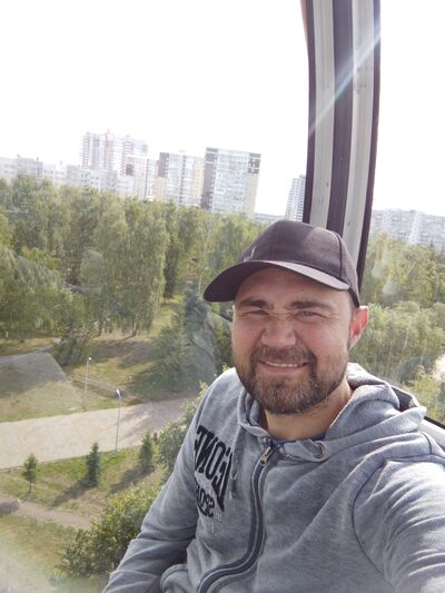   ,   Ruslan, 44 ,   ,   