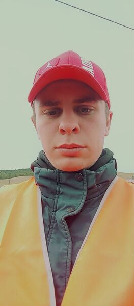  ,   Mikhail, 22 ,   ,   , c 