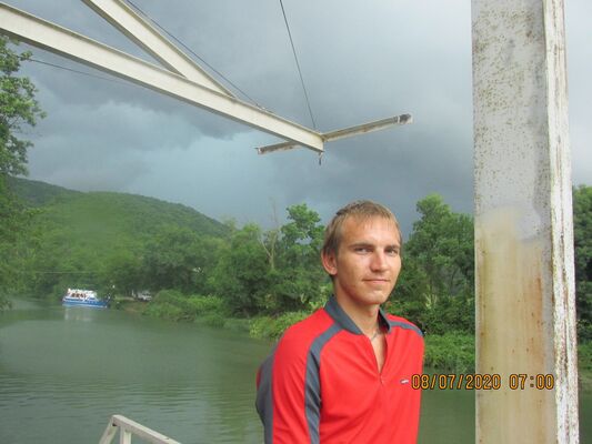  ,   Vladislav, 28 ,     , c 
