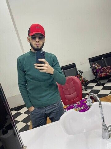  38972985  , 29 ,    
