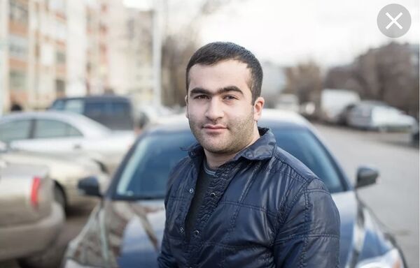  ,   Artur, 43 ,   ,   