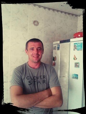  8925285  Aleksandr, 45 ,    