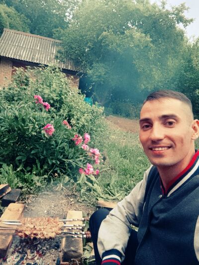  ,   Slava, 33 ,   ,   