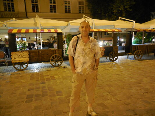  ,   Paata, 57 ,   