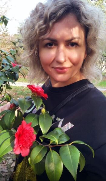  ,   Lena, 38 ,   c 