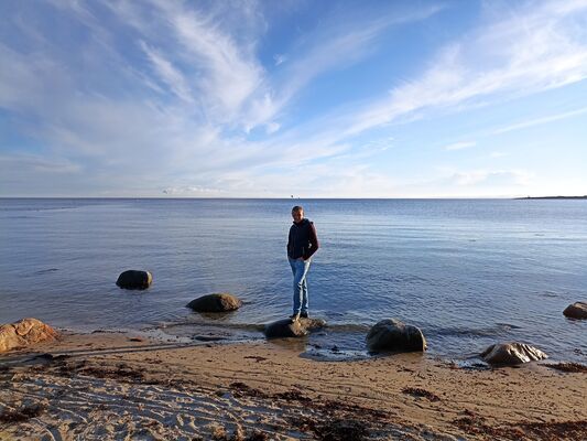  ,   Sergei, 38 ,   ,   , c 