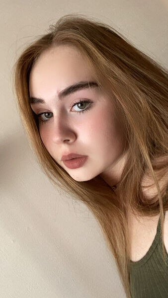  ,   Lena, 22 ,   ,   , c 
