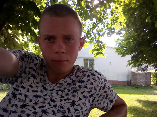  ,   Maksim, 24 ,   ,   , c , 