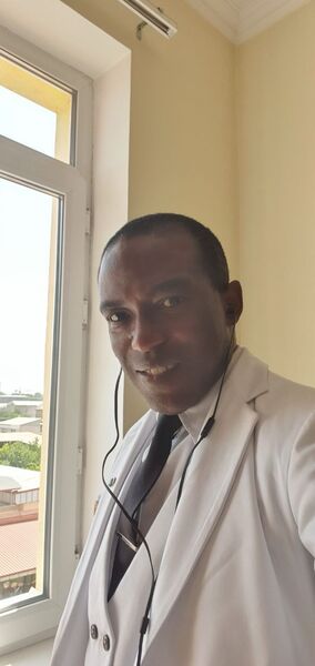  ,   Obazee, 33 ,   ,   