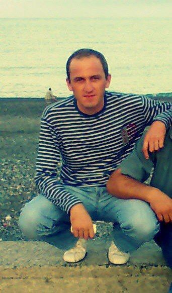  ,   Vako, 49 ,   ,   , c 