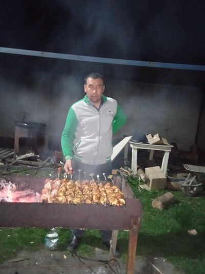  ,   Hamid, 28 ,   ,   
