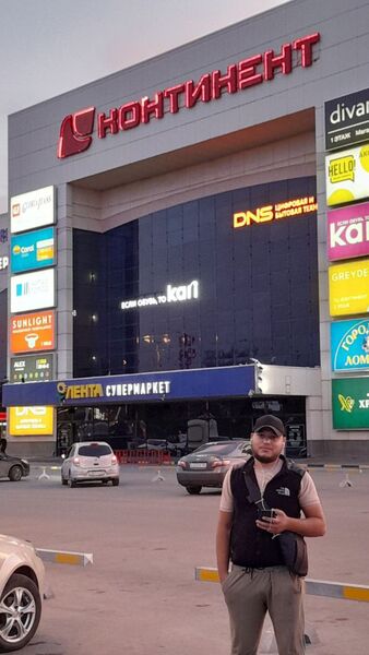  ,   Abubakir, 28 ,   ,   