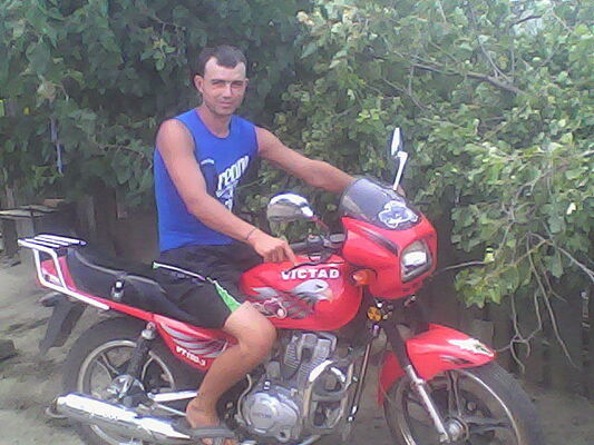  ,   Nicolai, 38 ,  
