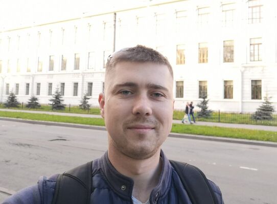  ,   Alex, 31 ,   c 