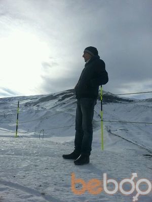  ,   Emil, 40 ,   
