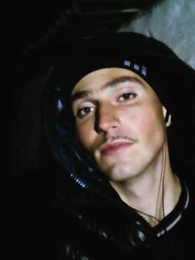  ,   Ruslan, 33 ,   ,   , c 