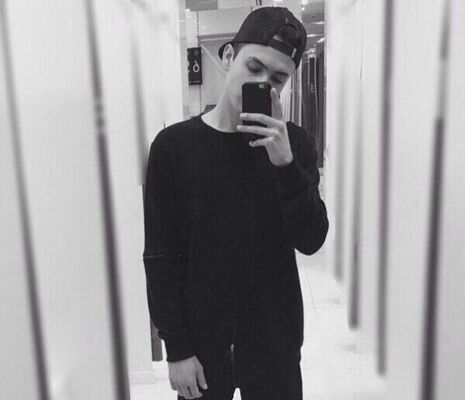  ,   Pasha, 24 ,   ,   
