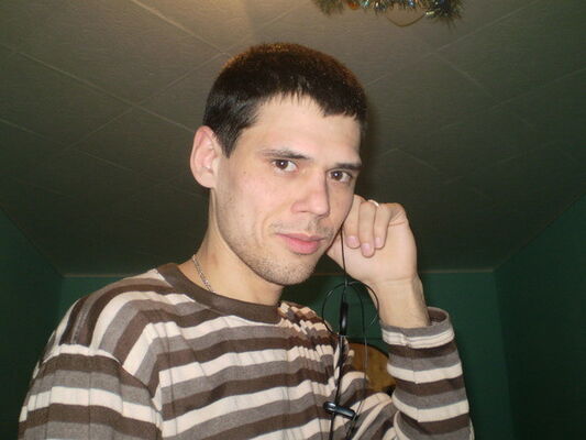  ,   Anton, 41 ,   