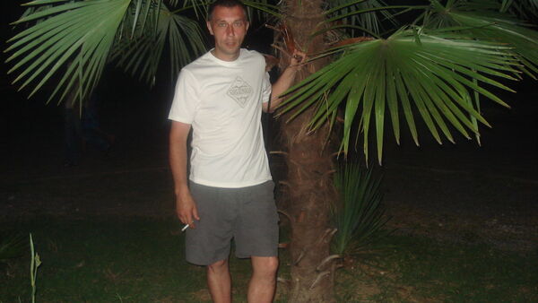  ,   Cergei, 52 ,   