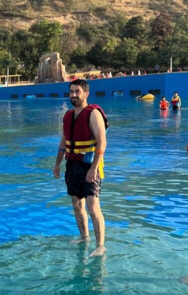  31036925  Mahmud, 31 ,    