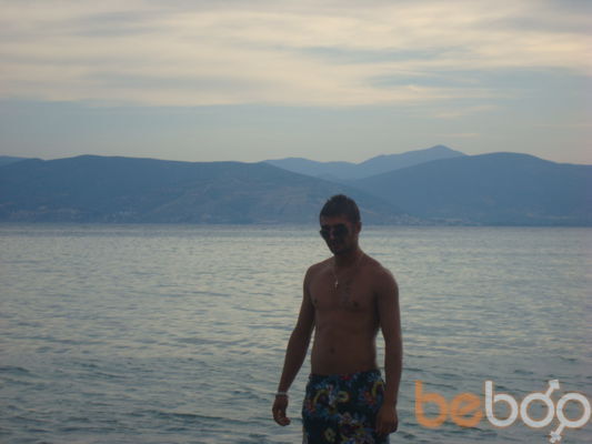  ,   Vano, 37 ,  