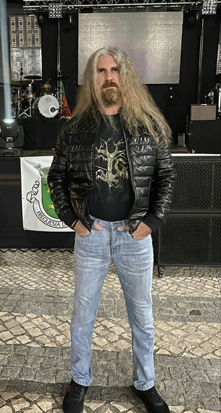  ,   Andrii, 47 ,   , c , 