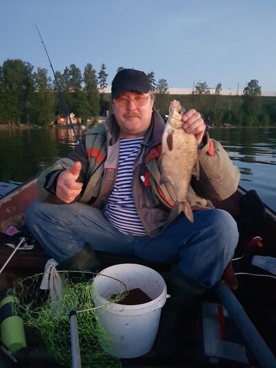  -,   Alex , 64 ,   ,   , 