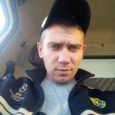  ,   Evgeny, 31 ,   c 
