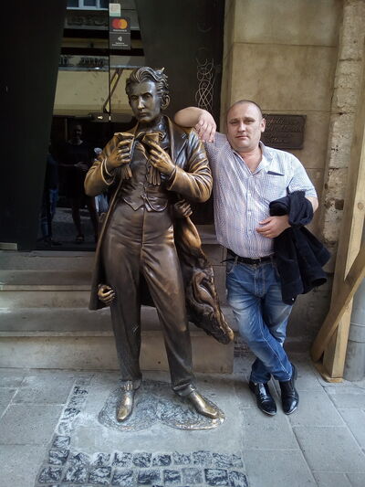  ,   Vasyl, 49 ,   ,   , c 