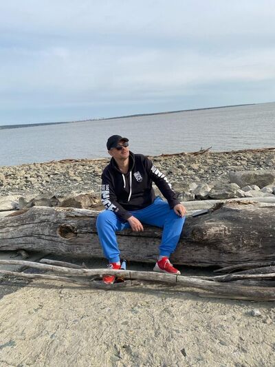  ,   Maksim, 43 ,     , c 