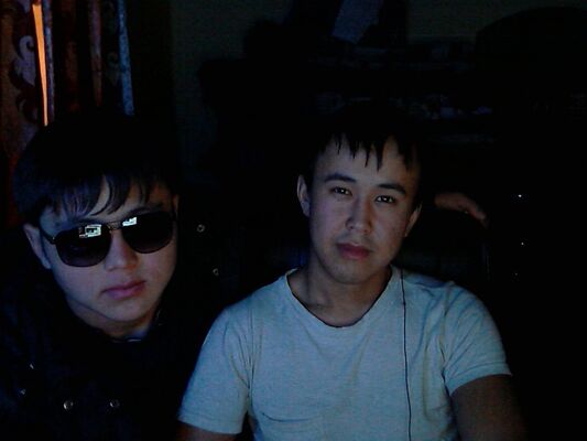  ,   Maks, 33 ,   ,   , c 