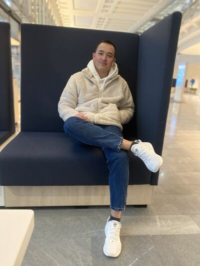  ,   Derik, 25 ,   ,   , c 
