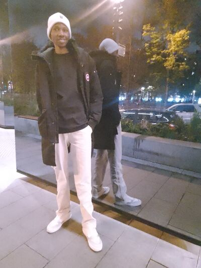  ,   Frank, 31 ,   ,   