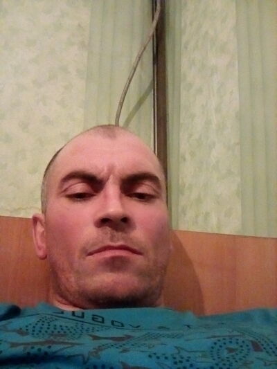  ,   Alex, 44 ,   ,   , c , 