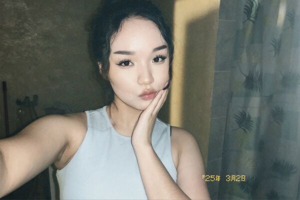  ,   Rina, 19 ,     , c , 