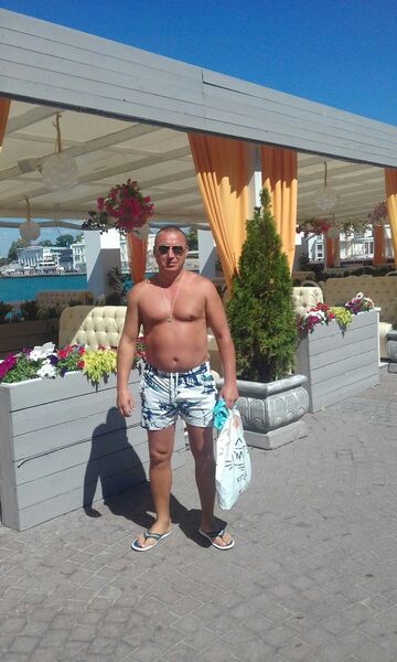  ,   Nik, 52 ,   ,   , c 