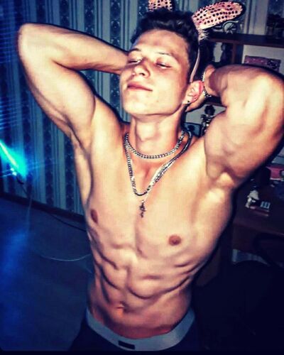  ,   Alex, 25 ,   ,   