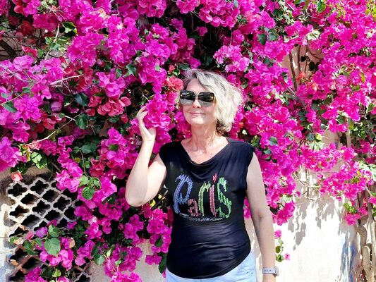  ,   Lana, 57 ,   ,   