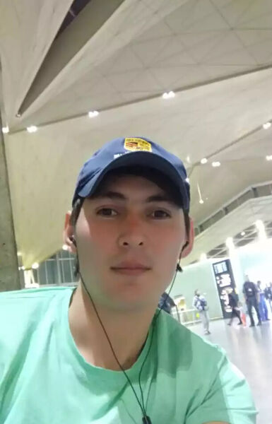  ,   Anton, 35 ,   ,   , c , 