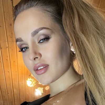  ,   Alena, 25 ,   ,   