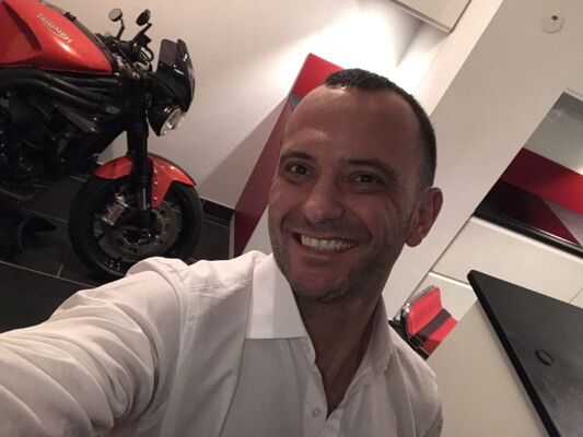  ,   Richard, 49 ,   ,   